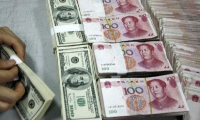 一艘向加沙运送援助物资的船只在国际水域遭以无人机袭击